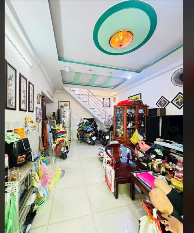 NHÀ NỞ HẬU 5M NGANG- GẦN MẶT TIỀN - HẺM 3 GÁC SẠCH, AN NINH -